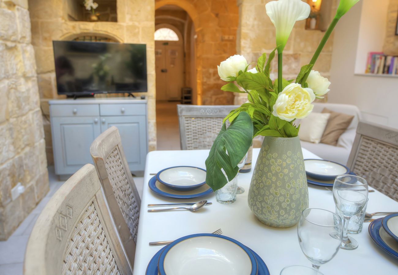 Casa en Hal Lija - Spacious Village Home with skylight EBAR1-1