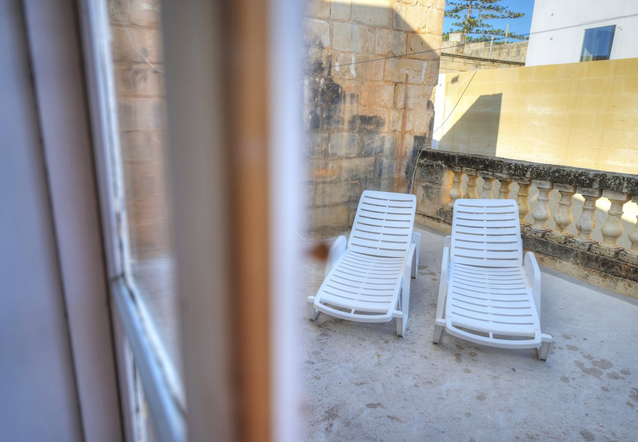 Casa en Hal Lija - Spacious Village Home with skylight EBAR1-1