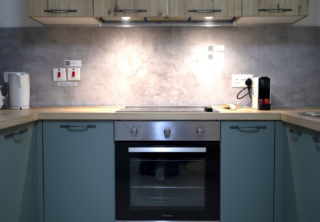 Apartamento en Sliema - Large 3bedroom apartment near rocky beach MCRE1-1