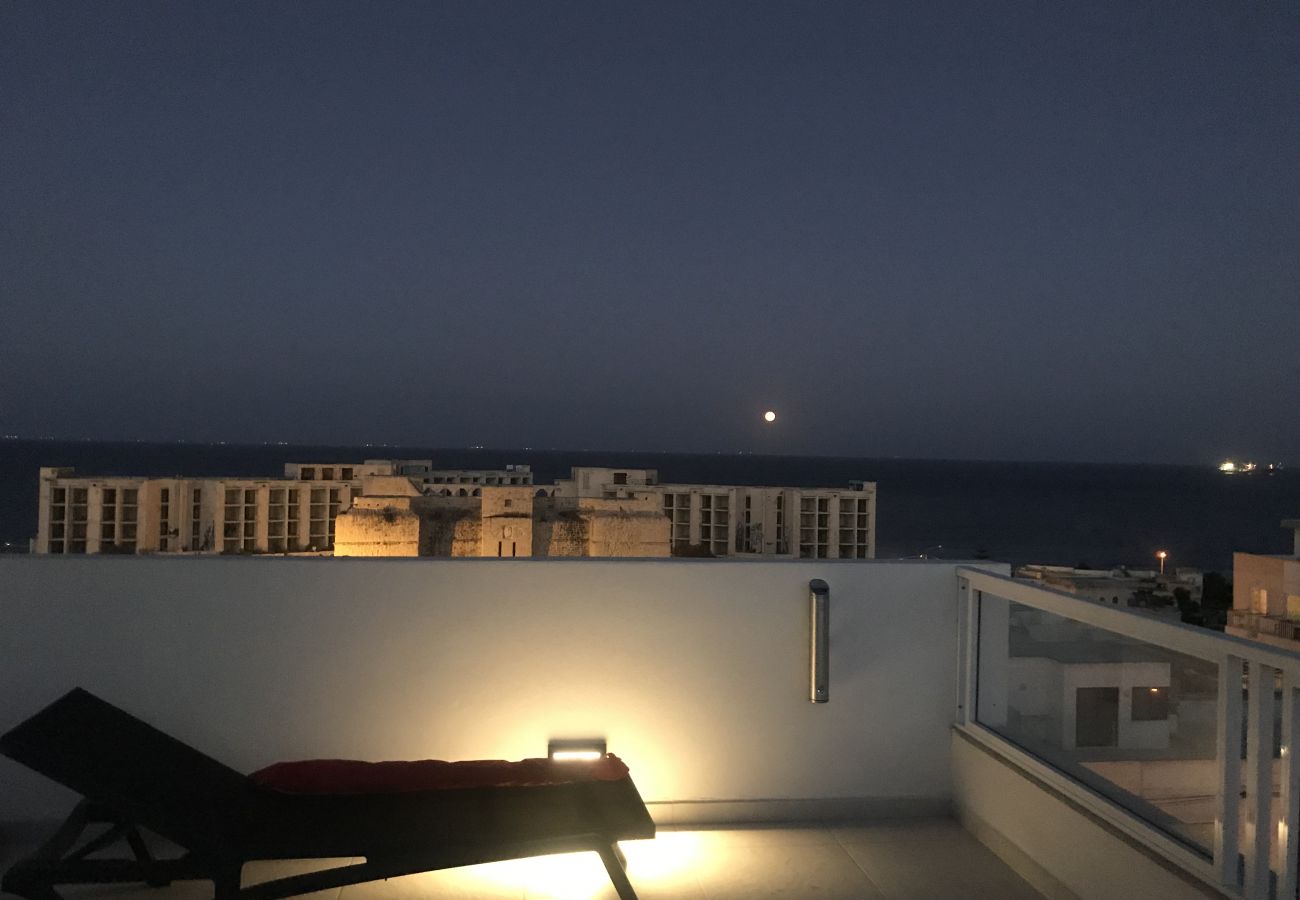 Apartamento en Marsaskala - Sea View Penthouse with large terrace IROM1-1