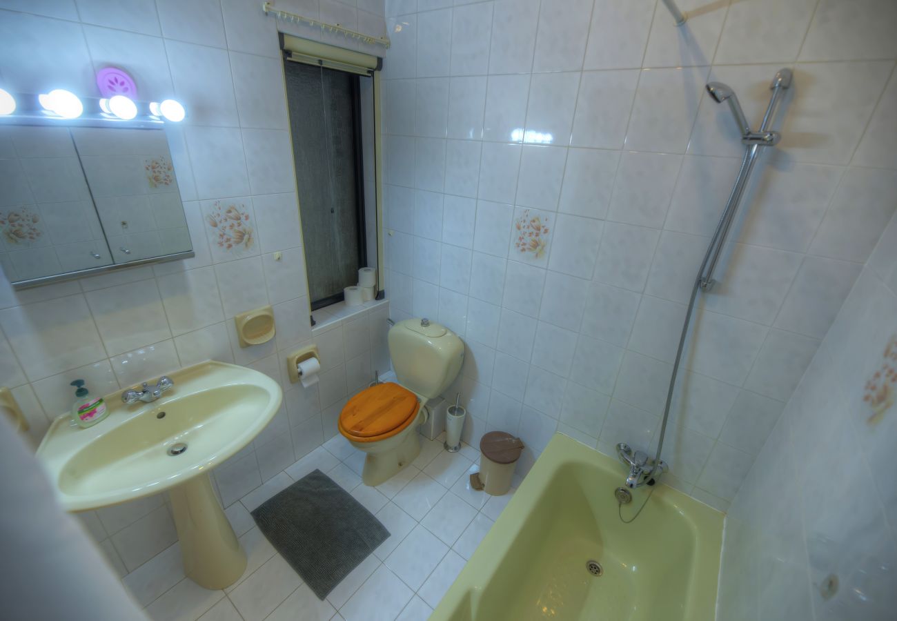 Apartamento en Sliema - Large 3bdm flat in the city, near the sea GOSLM-2