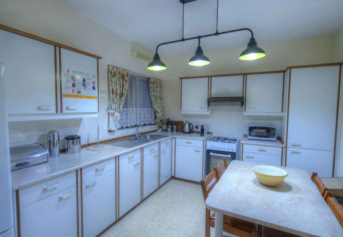 Apartamento en Sliema - Large 3bdm flat in the city, near the sea GOSLM-2