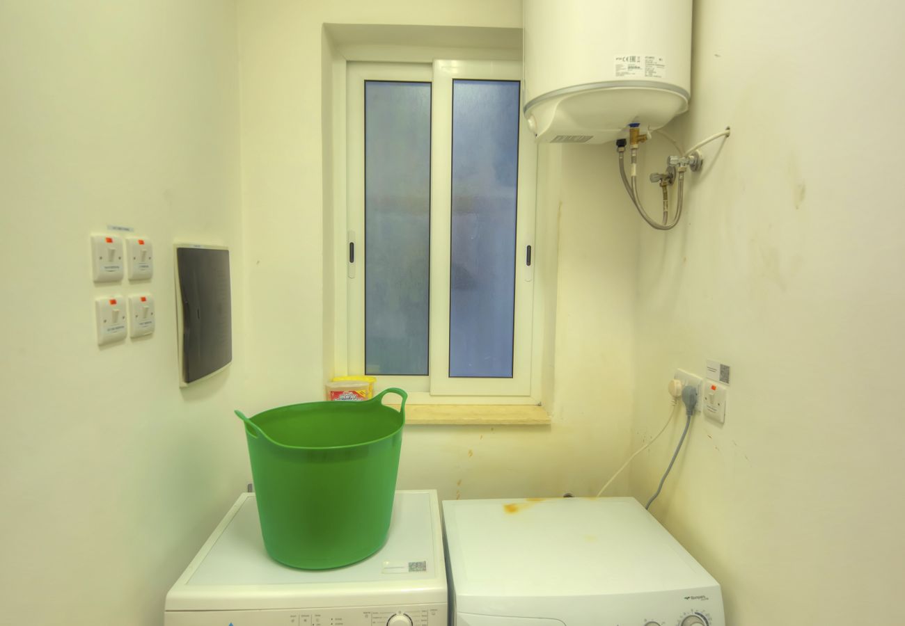 Apartamento en Sliema - Spacious 3bdm apartment with large terrace DDIF1-1