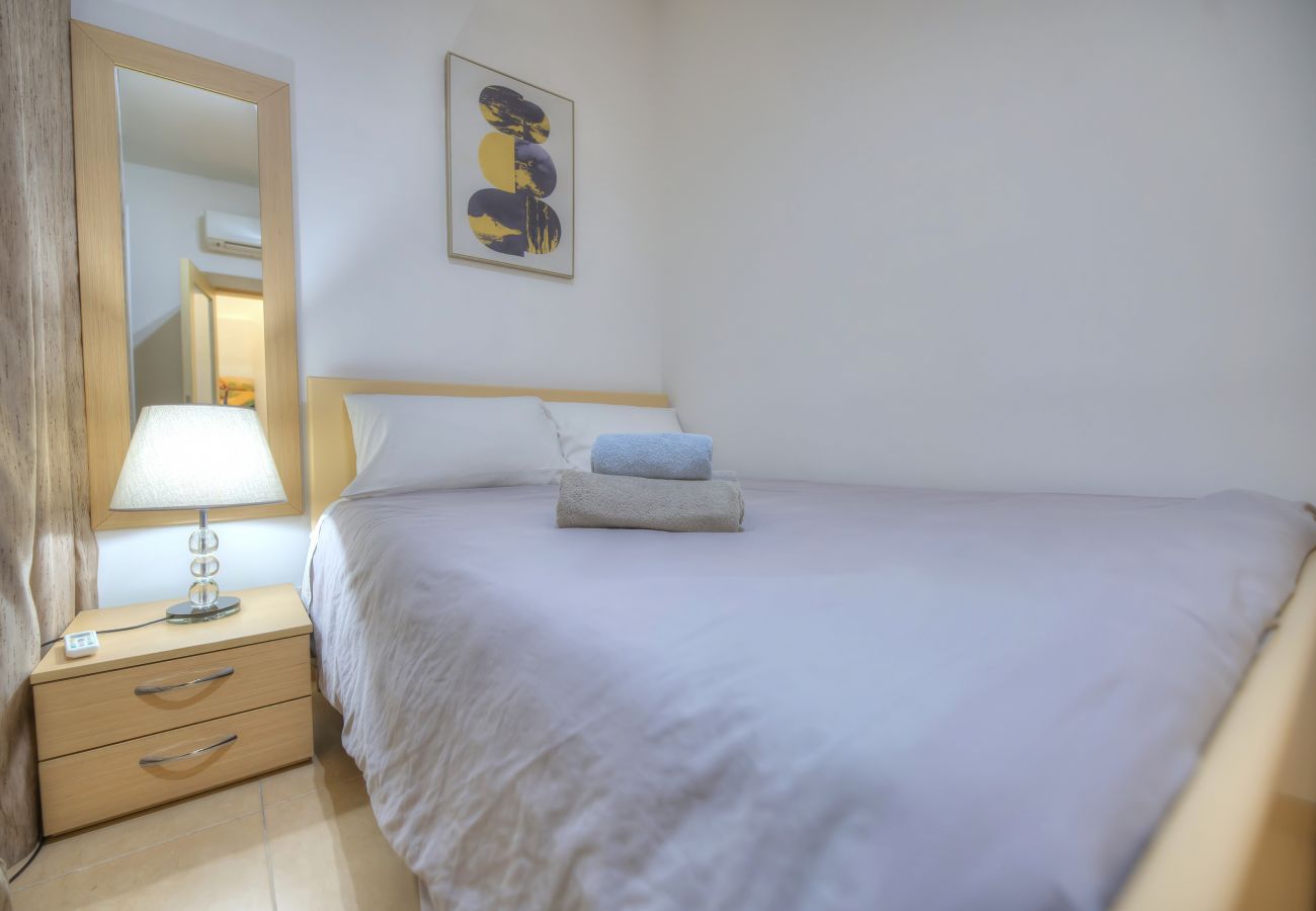 Apartamento en Sliema - Spacious 3bdm apartment with large terrace DDIF1-1