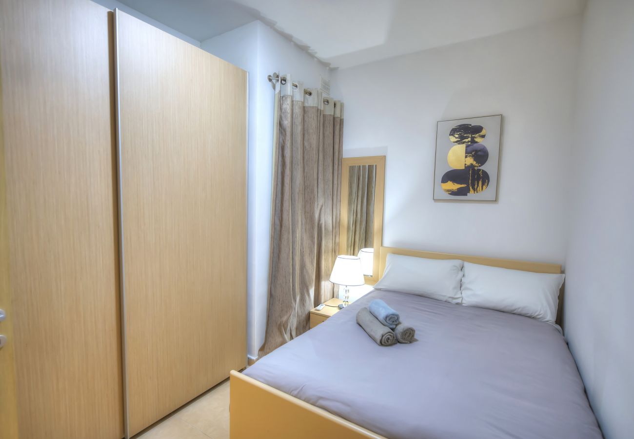 Apartamento en Sliema - Spacious 3bdm apartment with large terrace DDIF1-1