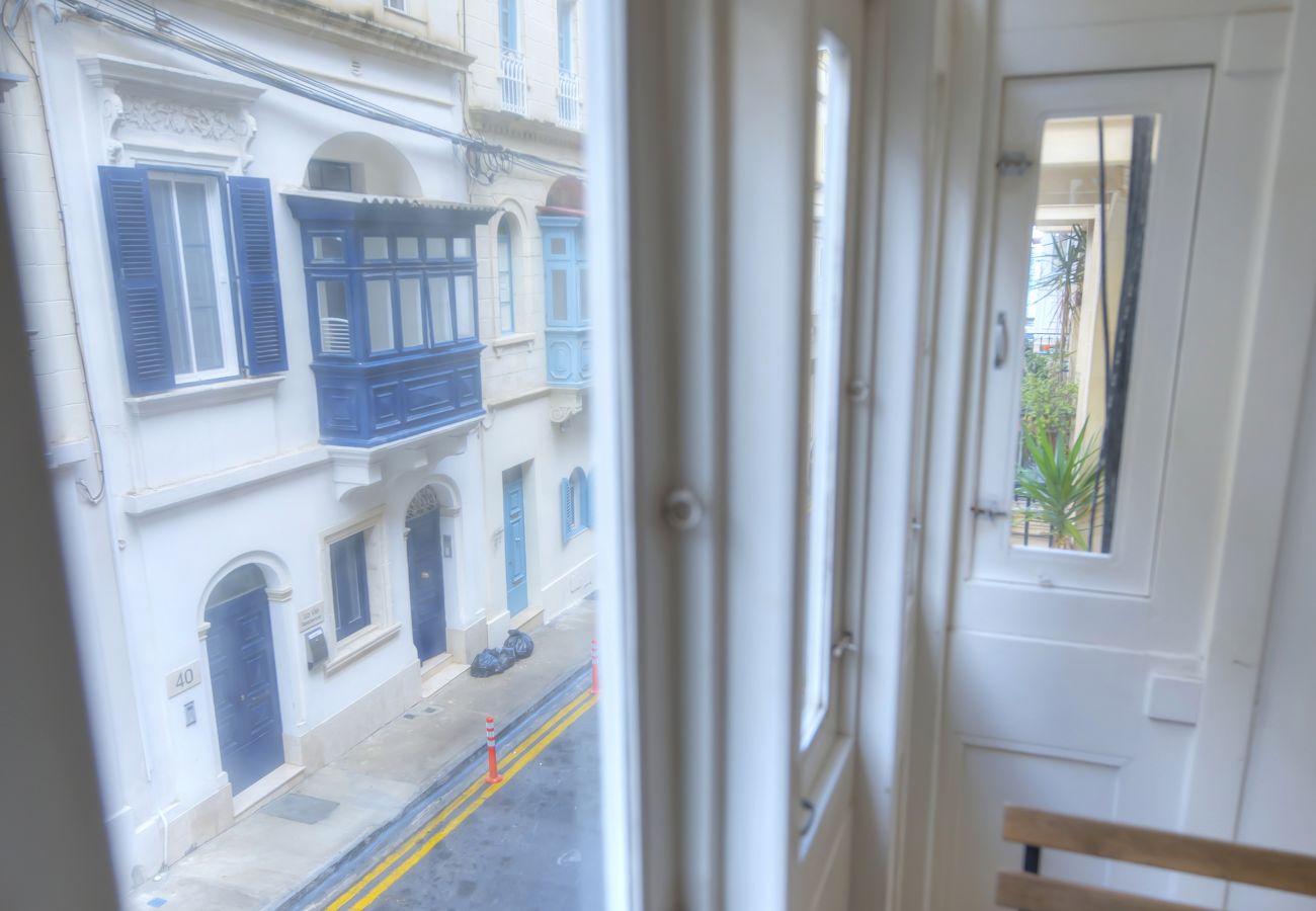 Apartamento en Sliema - Spacious 3bdm apartment with large terrace DDIF1-1