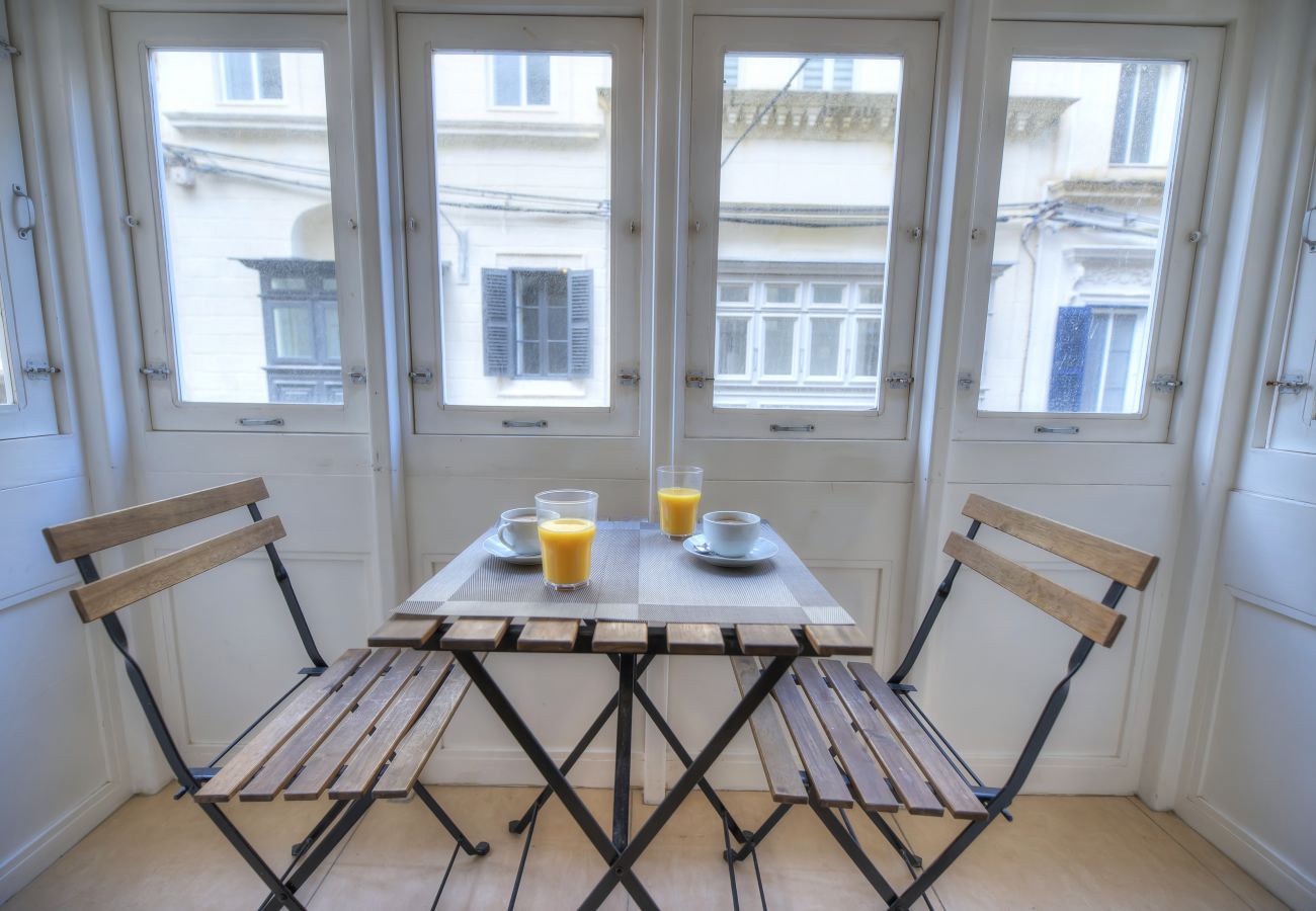 Apartamento en Sliema - Spacious 3bdm apartment with large terrace DDIF1-1