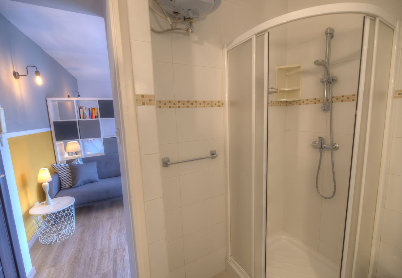 Apartamento en St Julian's - Studio apartment seconds from Balluta Bay IPAP1-1