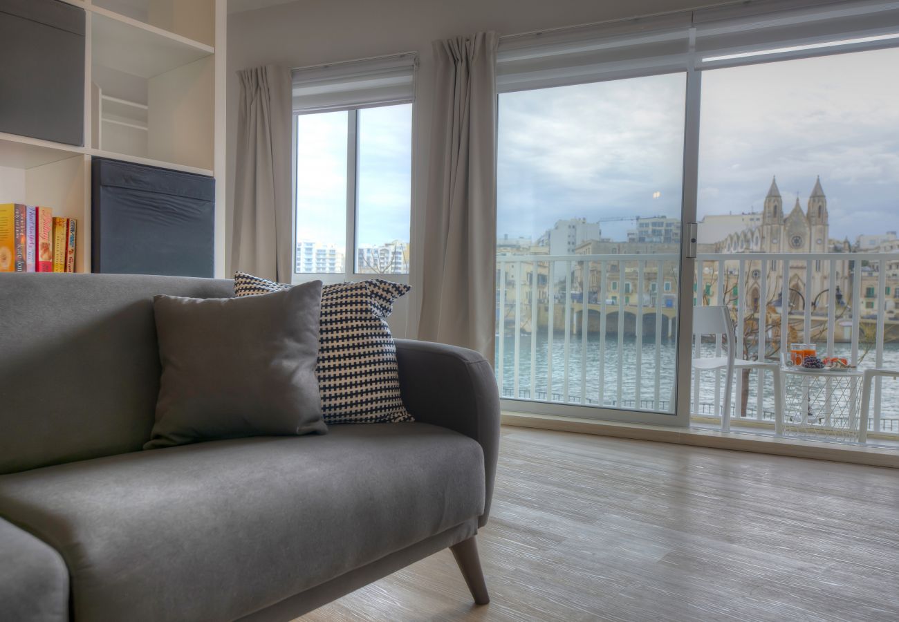 Apartamento en St Julian's - Studio apartment seconds from Balluta Bay IPAP1-1