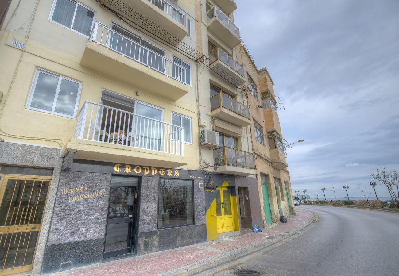 Apartamento en St Julian's - Studio apartment seconds from Balluta Bay IPAP1-1