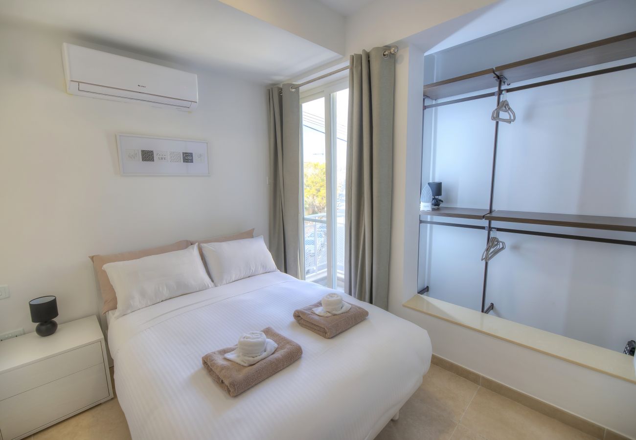 Apartamento en Gzira - Tastefully furnished 2 bedroom apartment DDIF1-2