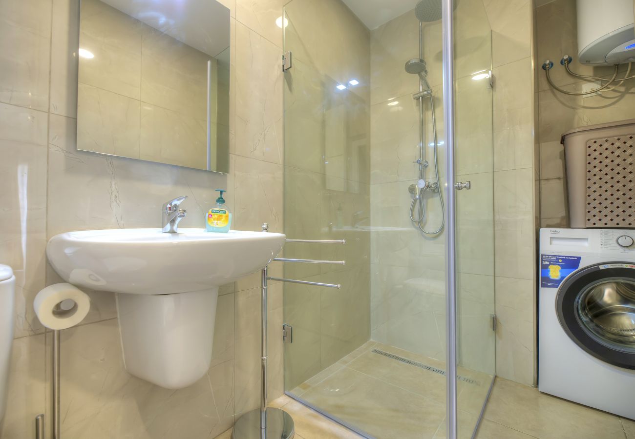 Apartamento en Gzira - Tastefully furnished 2 bedroom apartment DDIF1-2