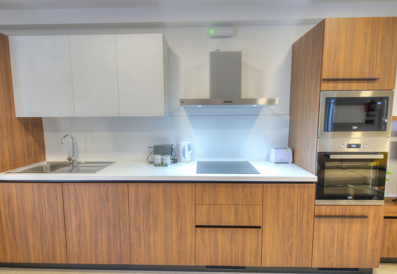 Apartamento en Gzira - Beautifully furnished 2 bedroom apartment DDIF1-3