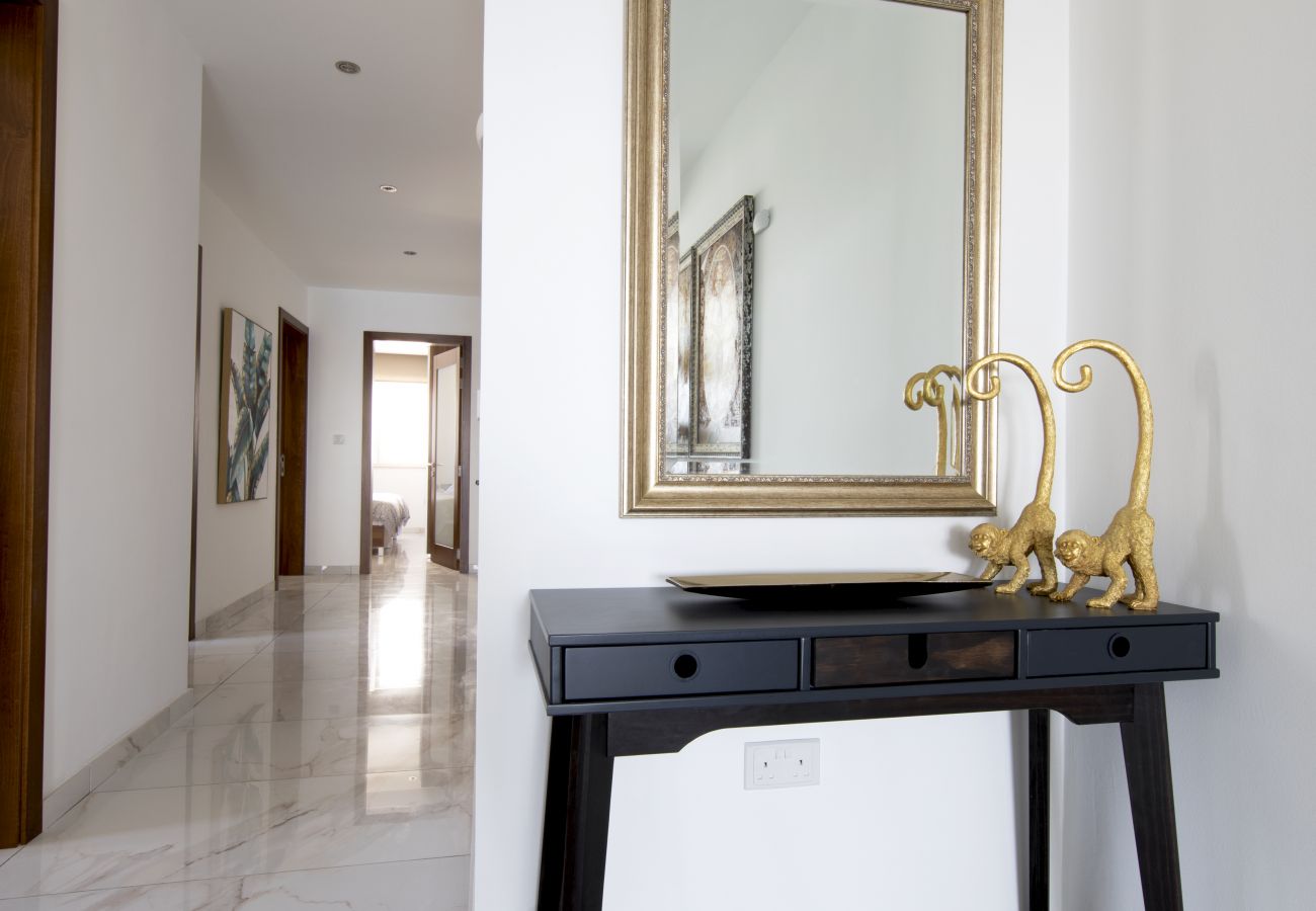 Apartamento en St Julian's - Luxurious 3bdm flat with breathtaking views MMAI1