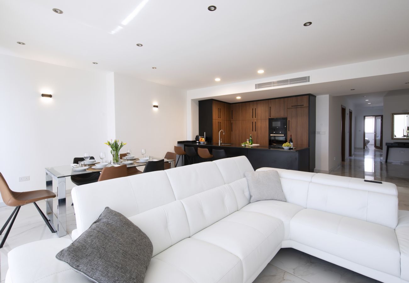Apartamento en St Julian's - Luxurious 3bdm flat with breathtaking views MMAI1