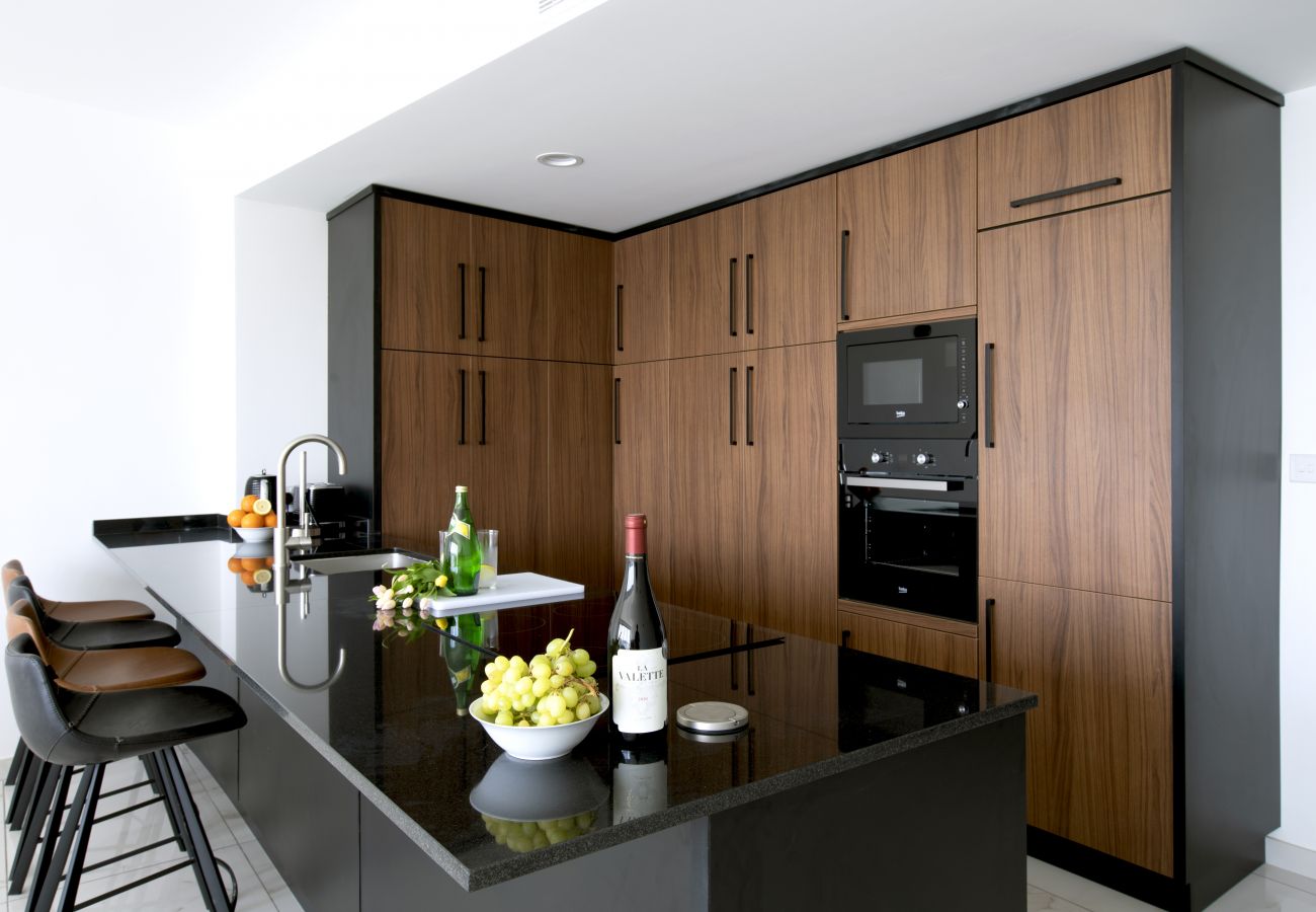 Apartamento en St Julian's - Luxurious 3bdm flat with breathtaking views MMAI1