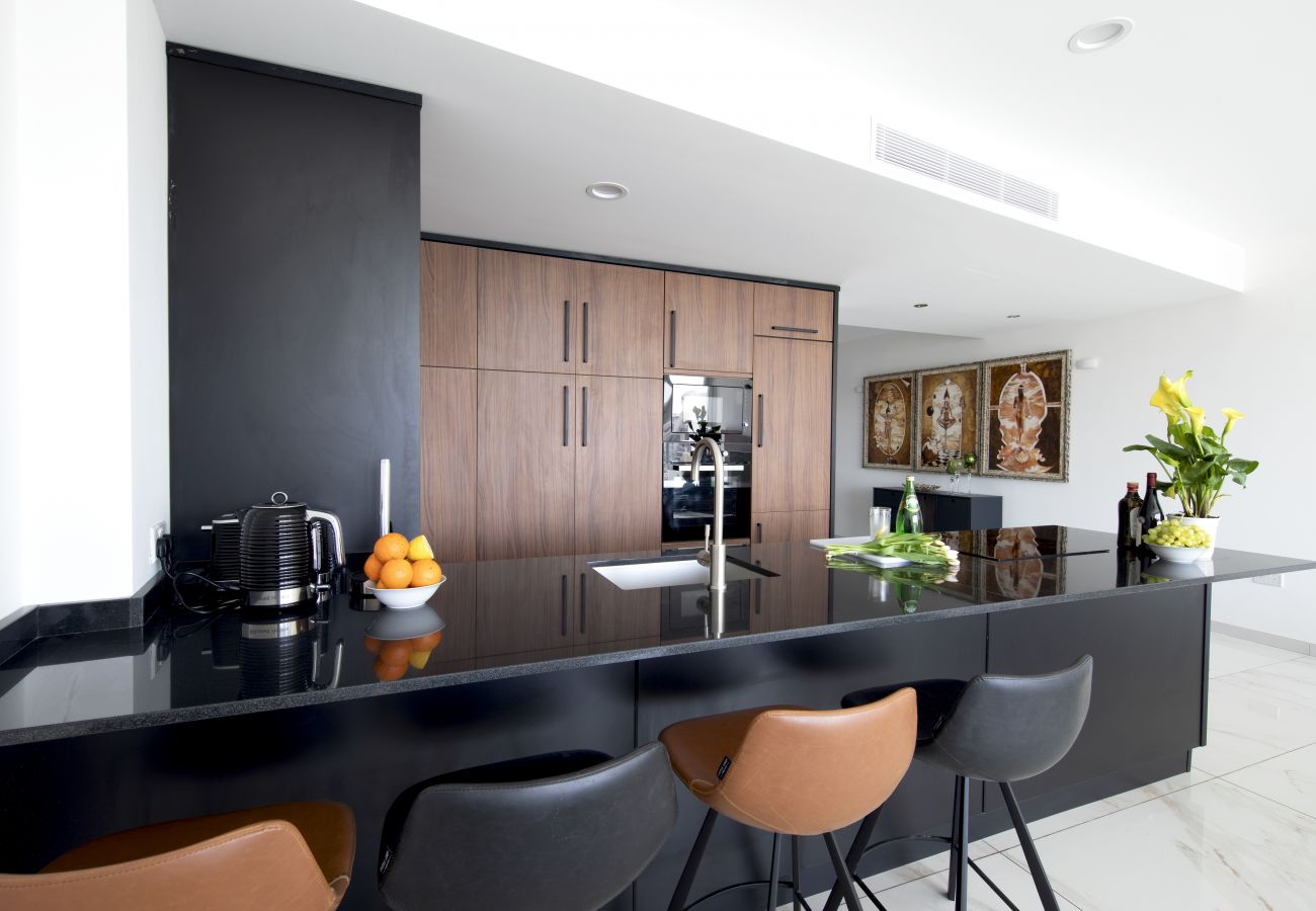 Apartamento en St Julian's - Luxurious 3bdm flat with breathtaking views MMAI1