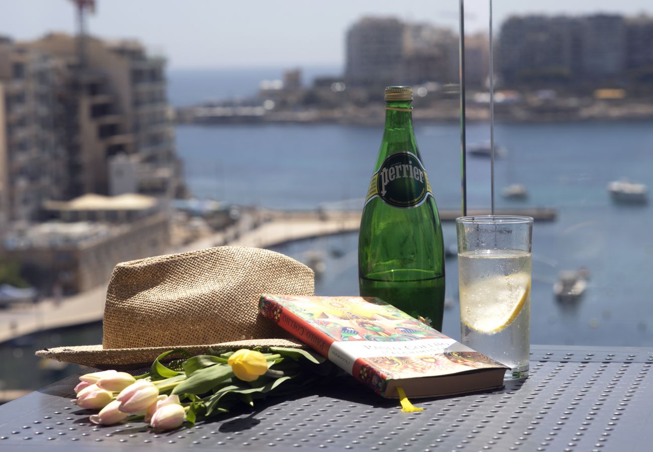 Apartamento en St Julian's - Luxurious 3bdm flat with breathtaking views MMAI1