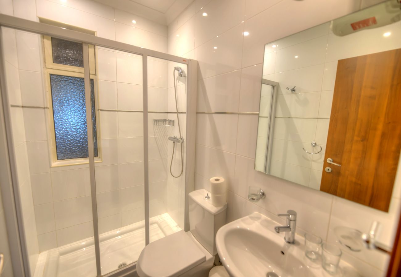 Apartamento en Sliema - Seafront apartment in the heart of Sliema MMAI2