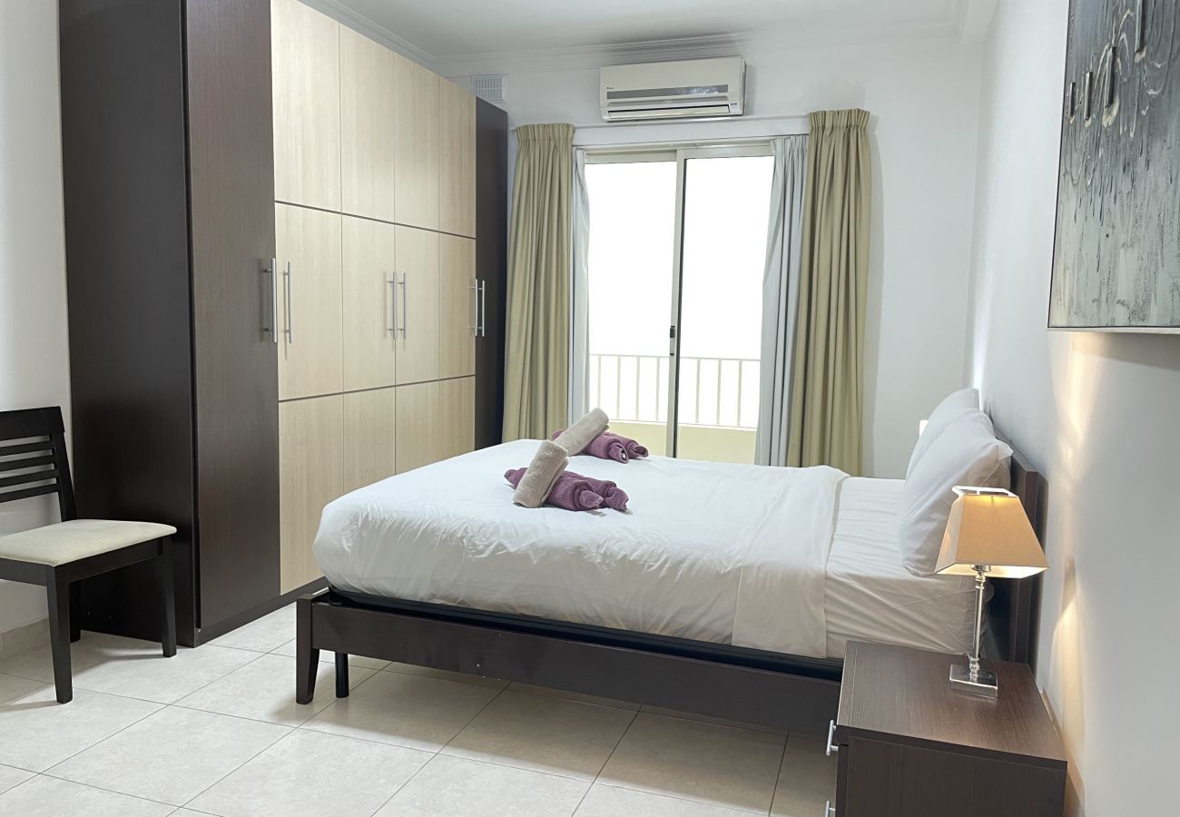 Apartamento en Sliema - Seafront apartment in the heart of Sliema MMAI2
