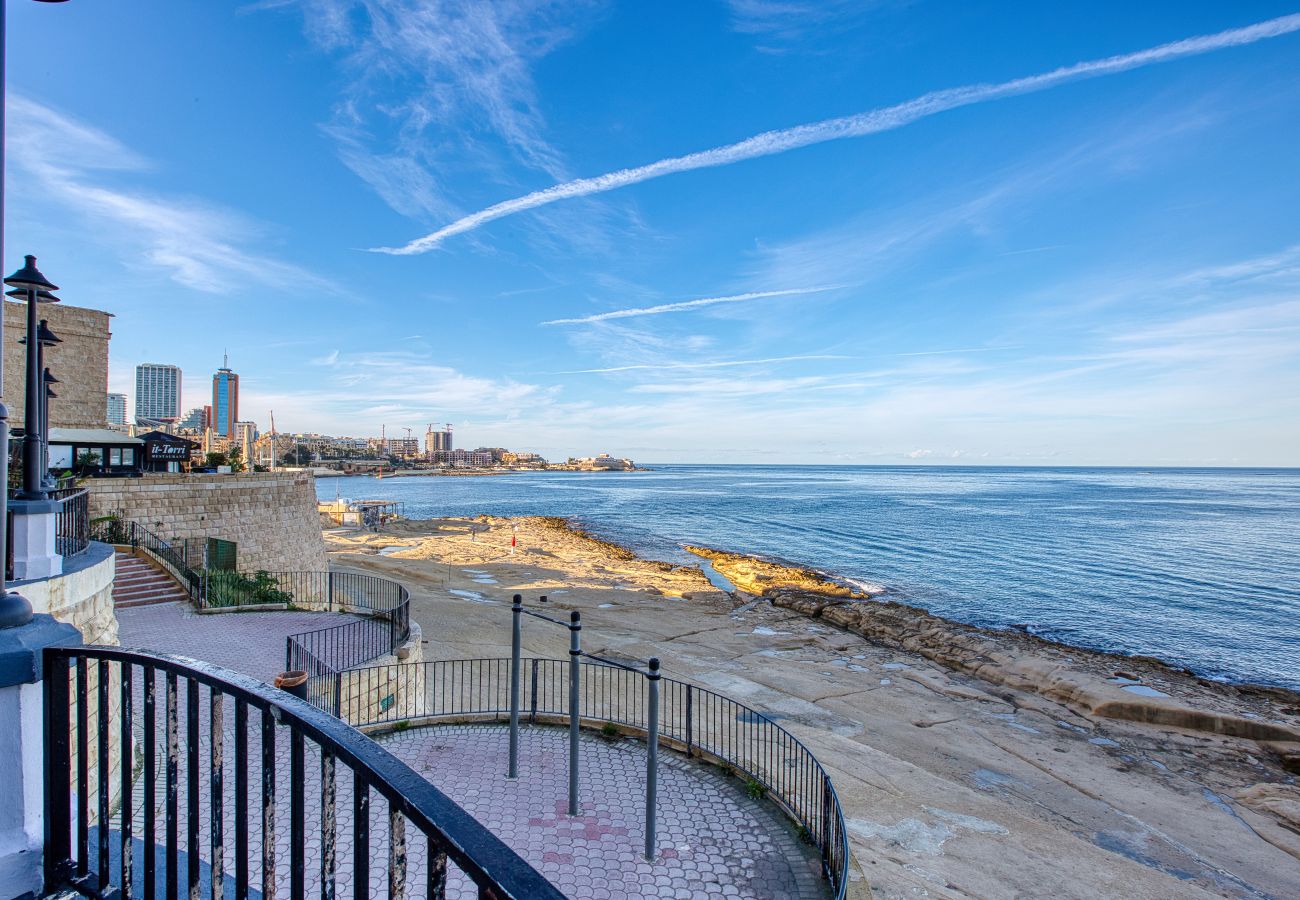 Apartamento en Sliema - Seafront apartment in the heart of Sliema MMAI2