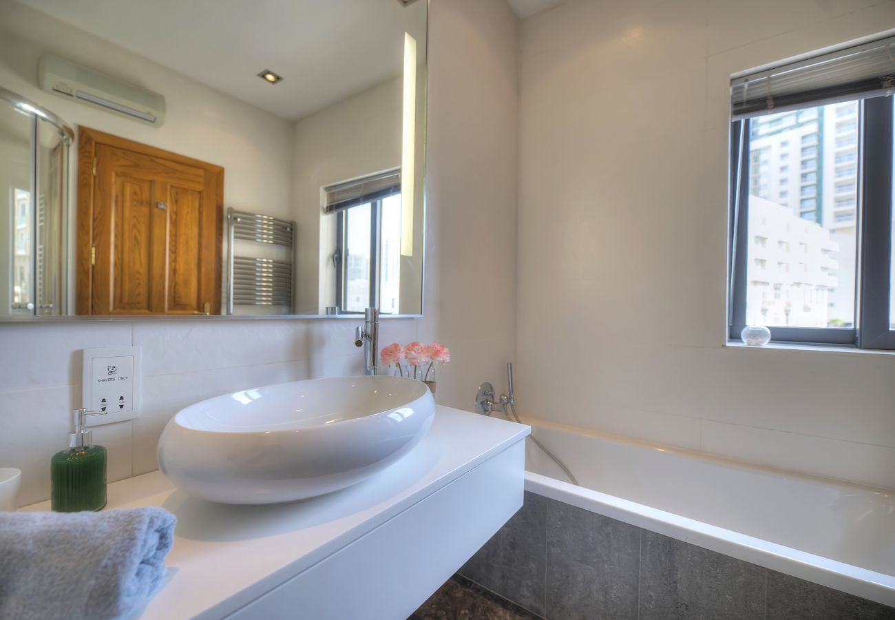 Apartamento en Sliema - Spacious apartment with breathtaking views GOSLM5