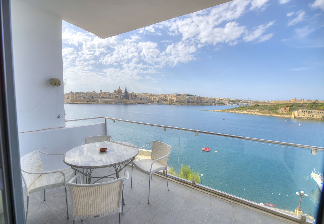 Apartamento en Sliema - Spacious apartment with breathtaking views GOSLM5
