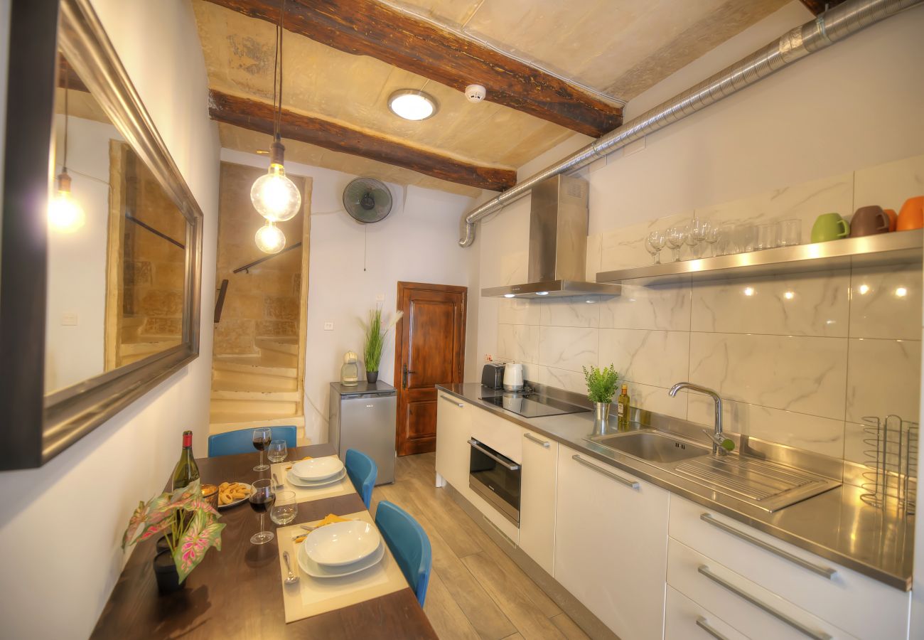 Apartamento en Valletta - Romantic maisonette in the heart of Valletta MBAL1