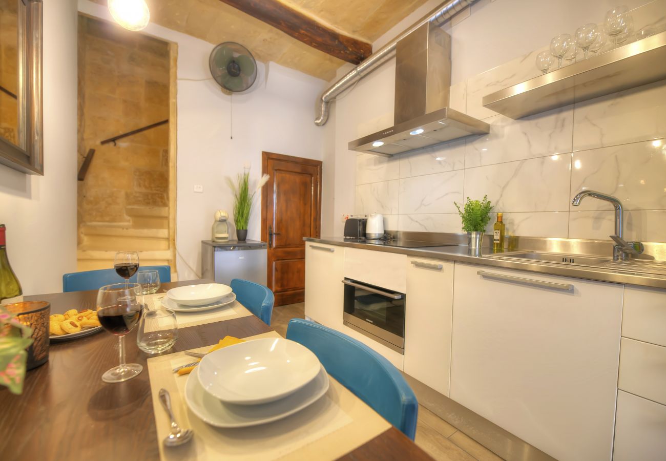Apartamento en Valletta - Romantic maisonette in the heart of Valletta MBAL1