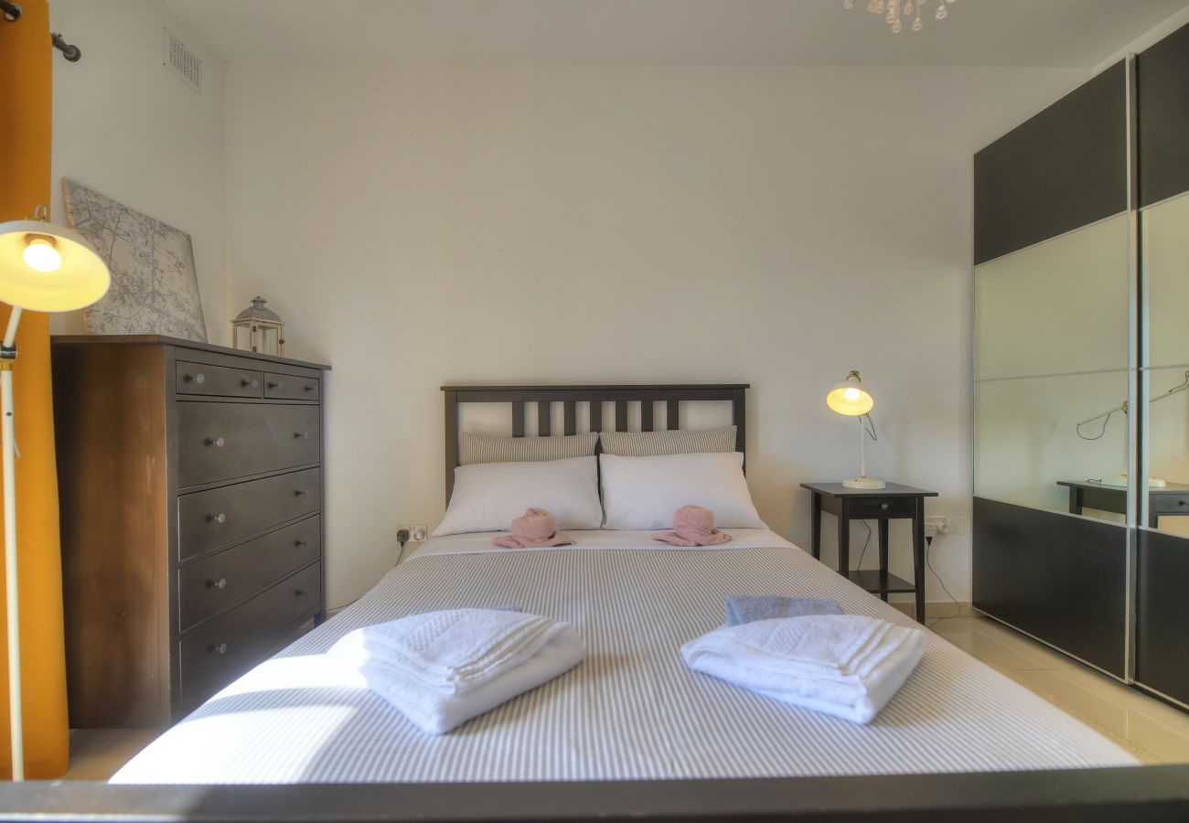 Apartamento en Msida - Charming 2 bedroom apartment with balcony ETUS1-1