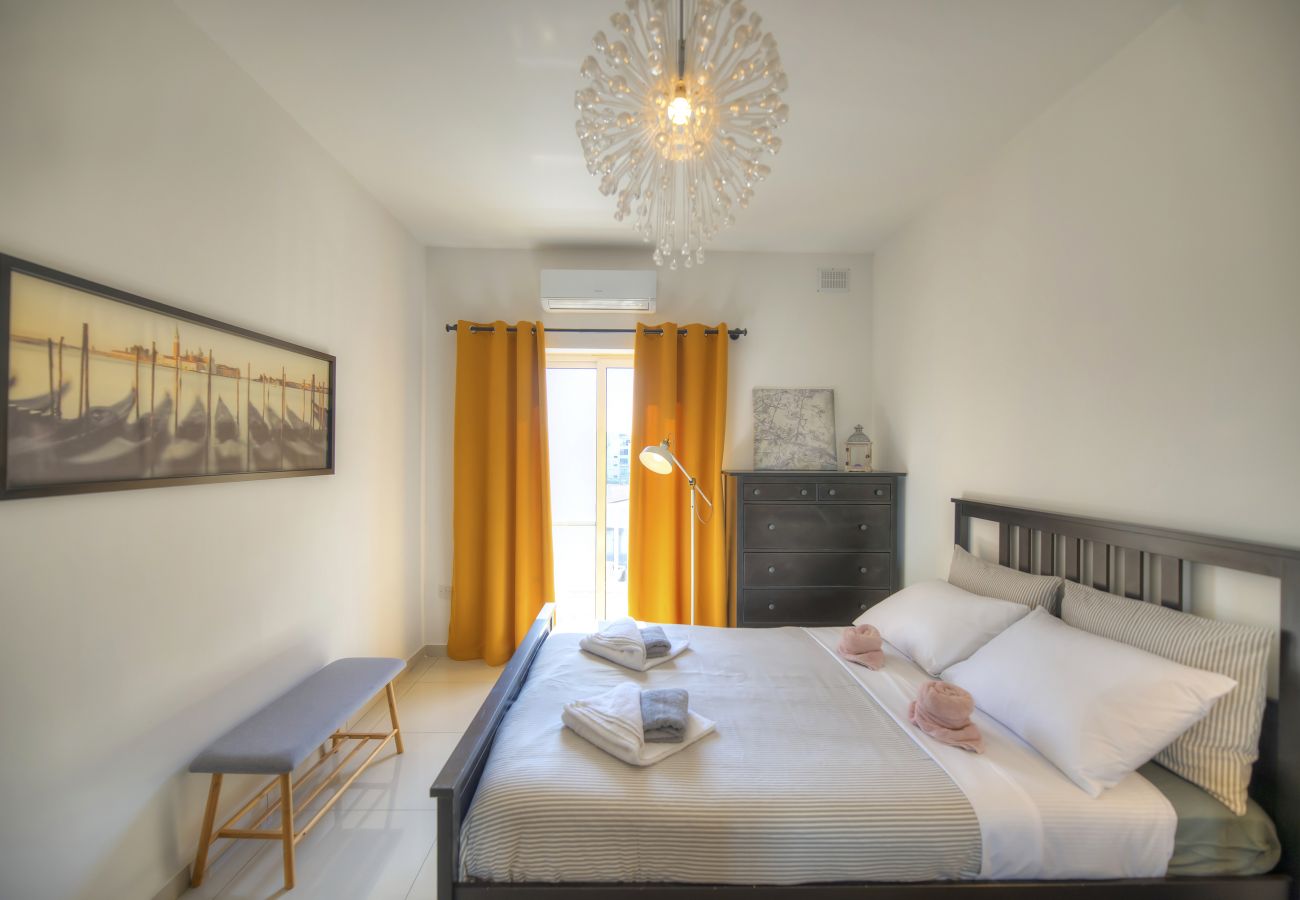 Apartamento en Msida - Charming 2 bedroom apartment with balcony ETUS1-1