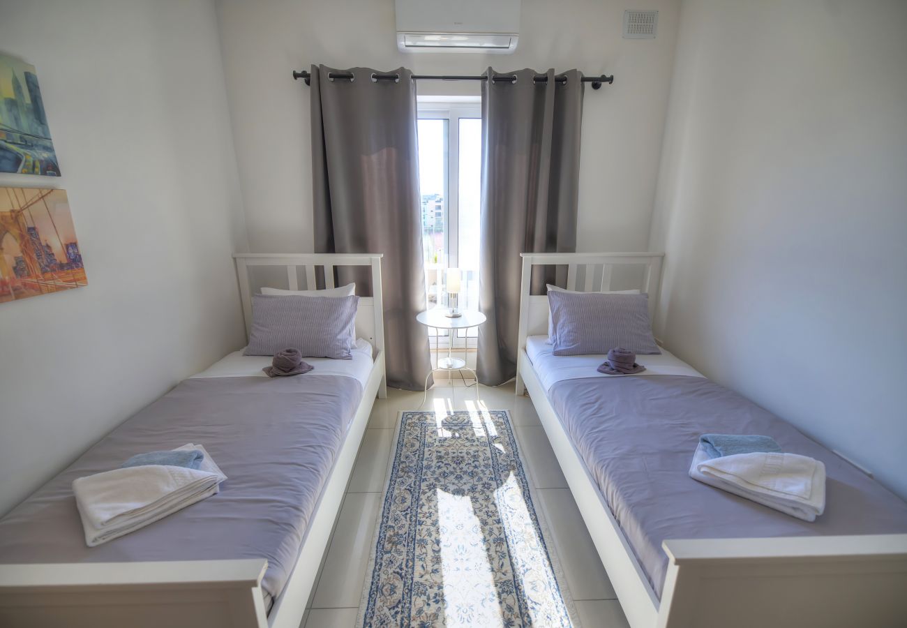 Apartamento en Msida - Charming 2 bedroom apartment with balcony ETUS1-1