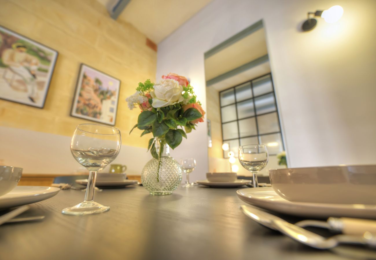Apartamento en Valletta - Beautifully furnished flat in the city center JBAL1-1