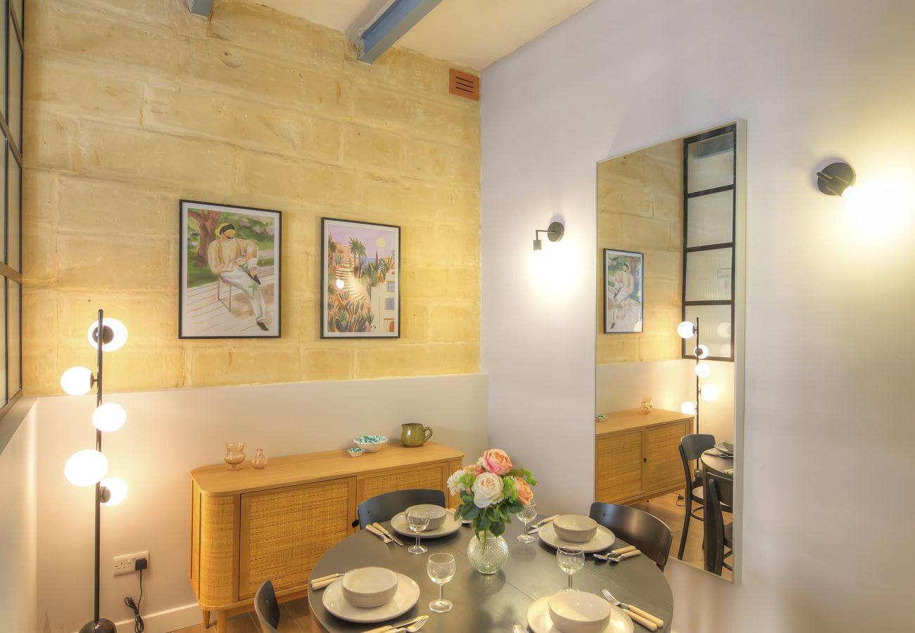 Apartamento en Valletta - Beautifully furnished flat in the city center JBAL1-1