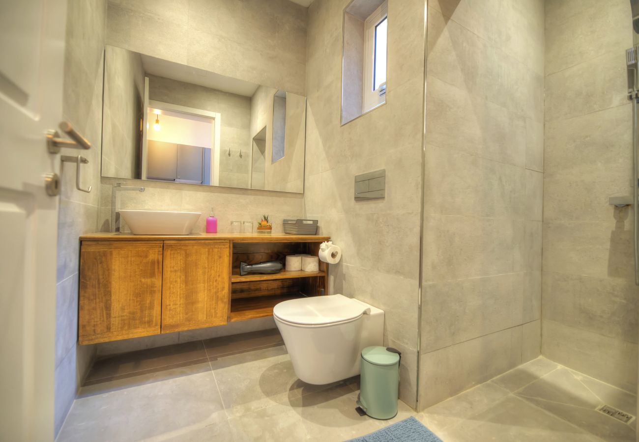 Apartamento en Valletta - Beautifully furnished flat in the city center JBAL1-1