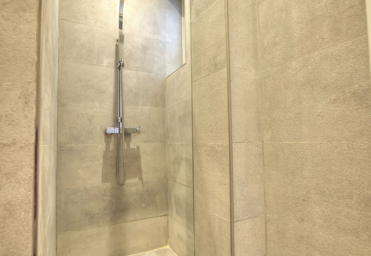 Apartamento en Valletta - Beautifully furnished flat in the city center JBAL1-1