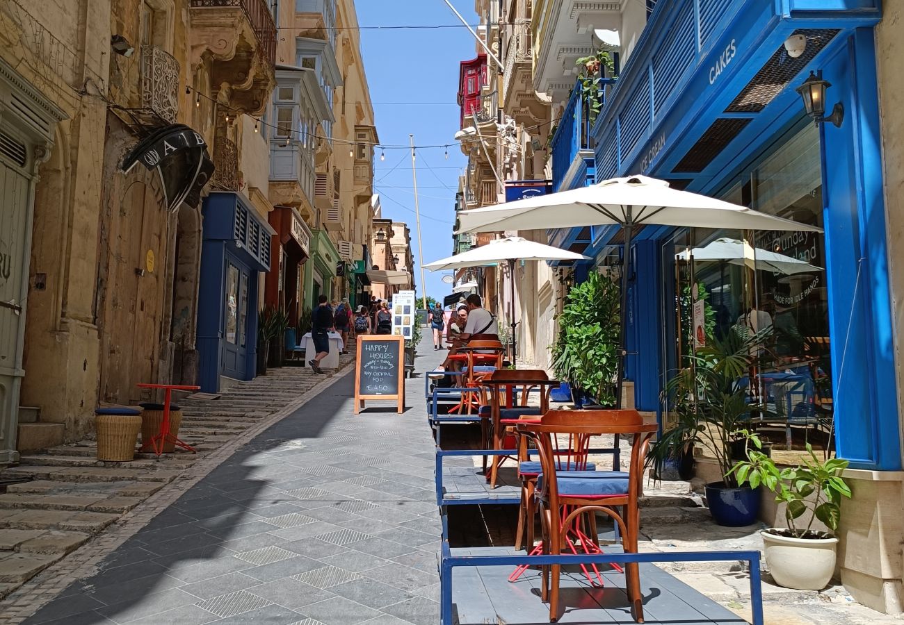 Apartamento en Valletta - Charming & traditional apartment in Valletta ESCH2
