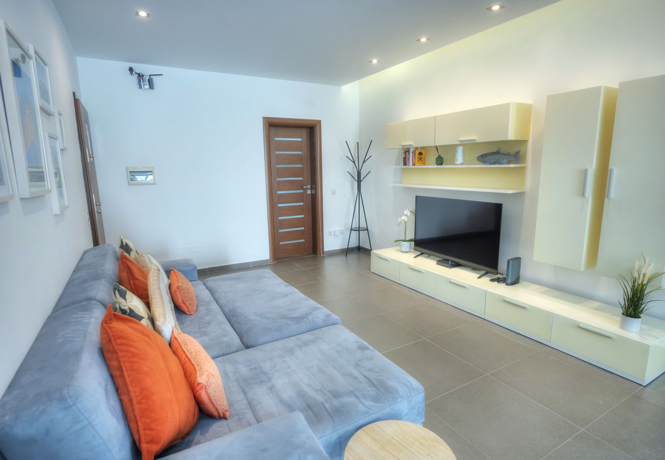 Apartamento en Sliema - Bright & Large 2bedrooms in Sliema center MPOR1-1