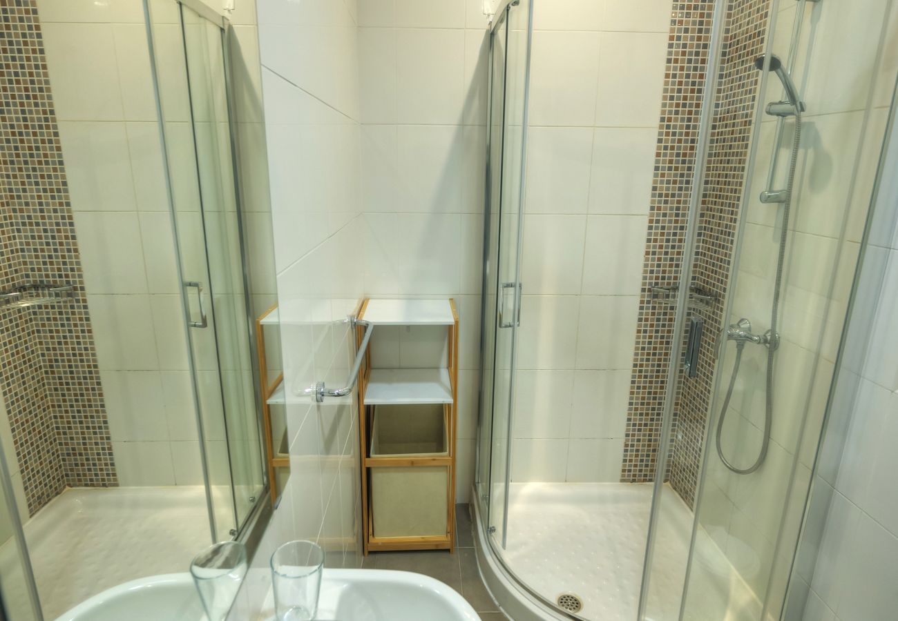 Apartamento en Sliema - Bright & Large 2bedrooms in Sliema center MPOR1-1