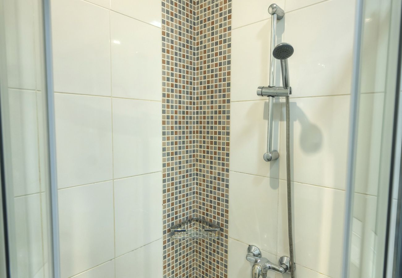 Apartamento en Sliema - Bright & Large 2bedrooms in Sliema center MPOR1-1