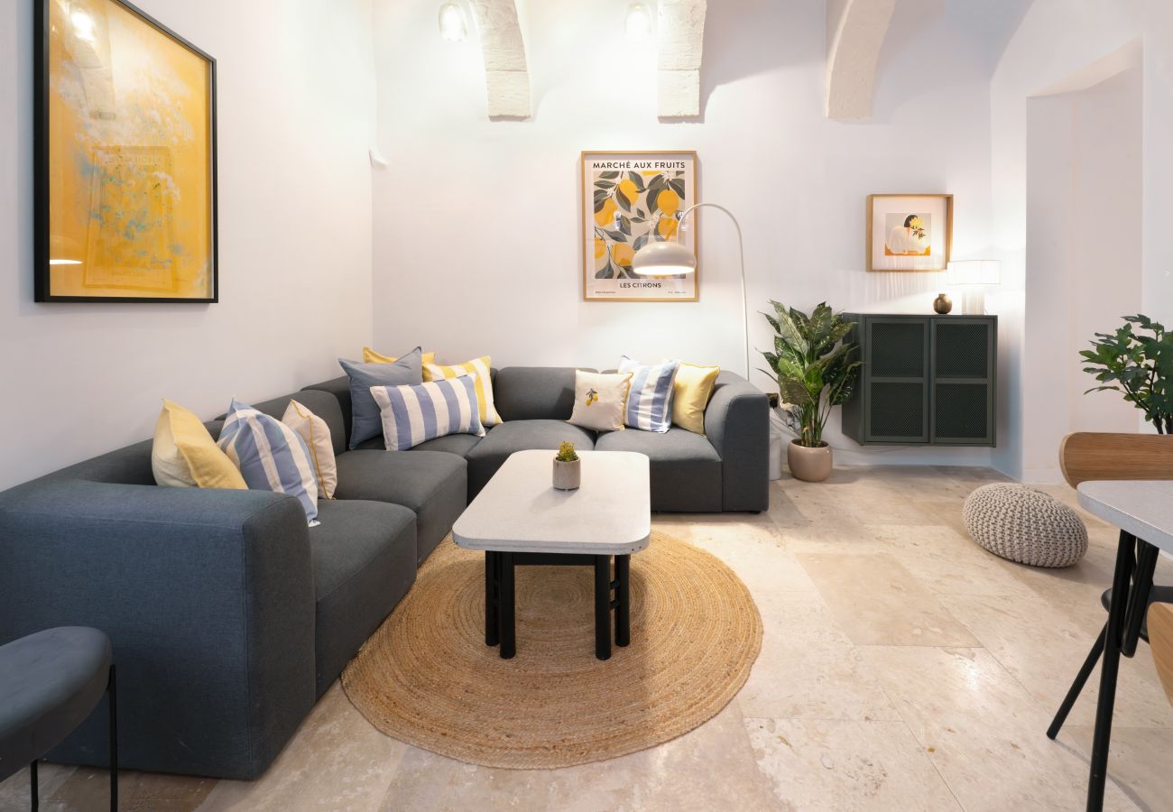 Apartamento en Valletta - Stylish & traditional 1 bedroom apartment DDEM1-1