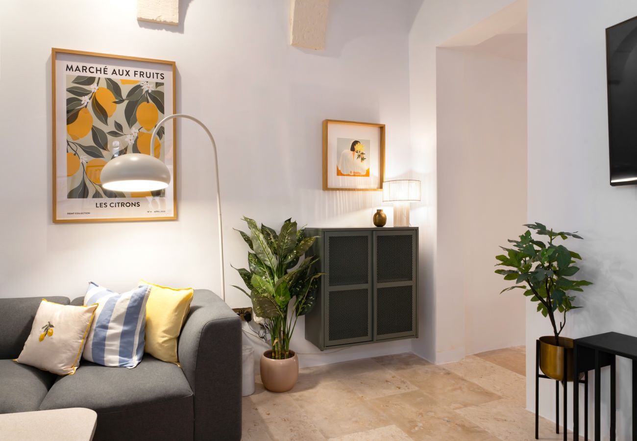 Apartamento en Valletta - Stylish & traditional 1 bedroom apartment DDEM1-1