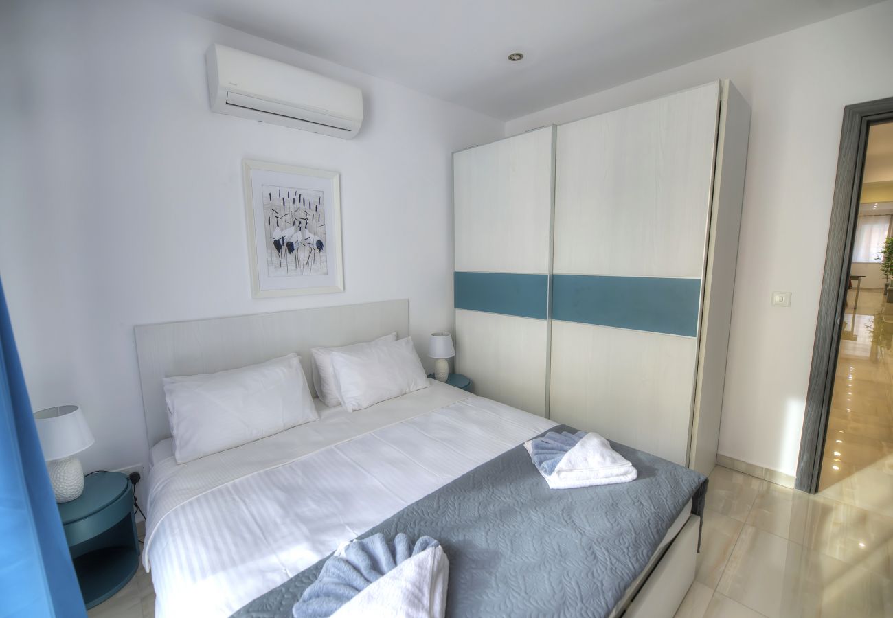 Apartamento en St Julian's - Modern and bright 2bedroom with terrace SARD1-1