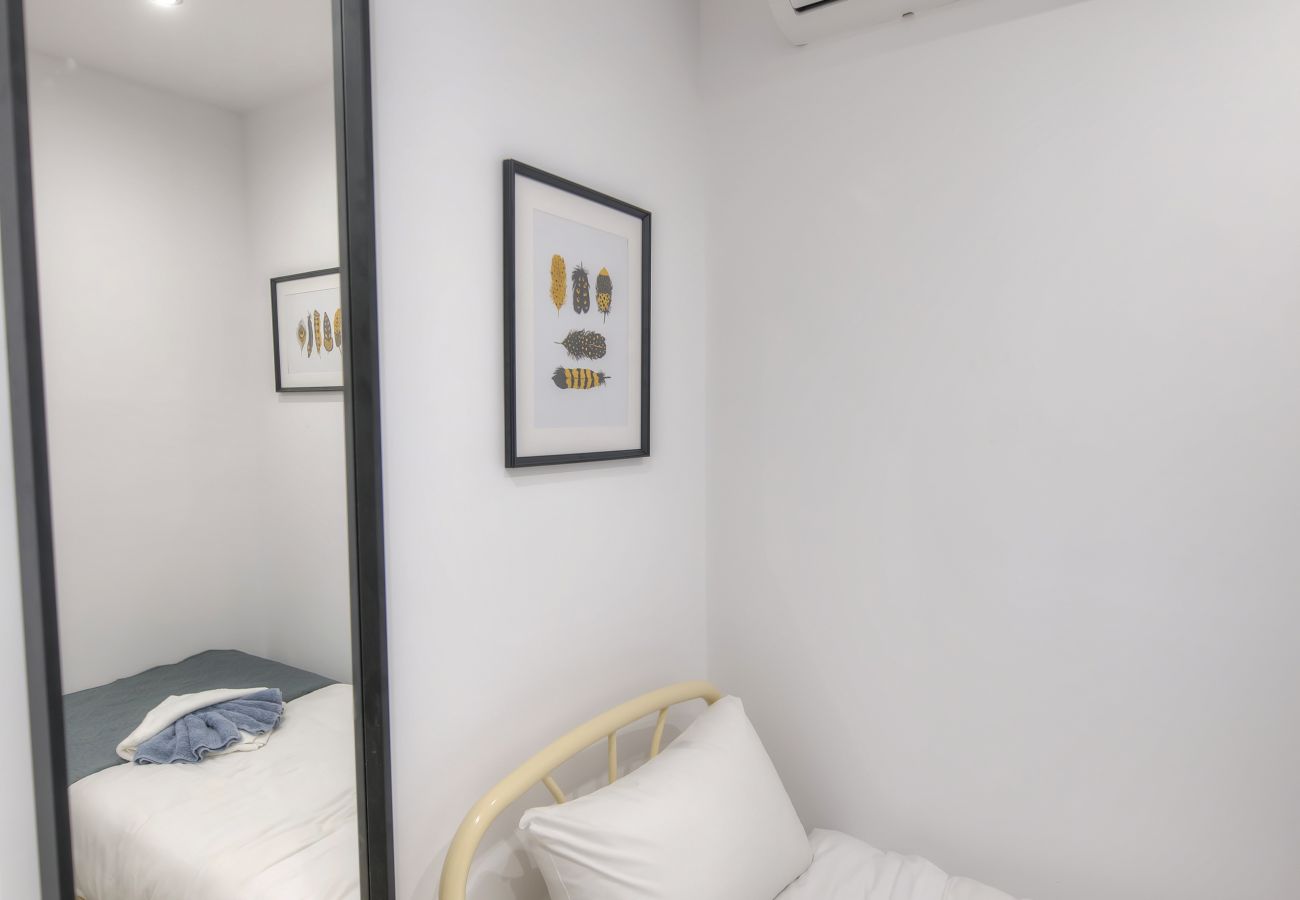 Apartamento en St Julian's - Modern and bright 2bedroom with terrace SARD1-1