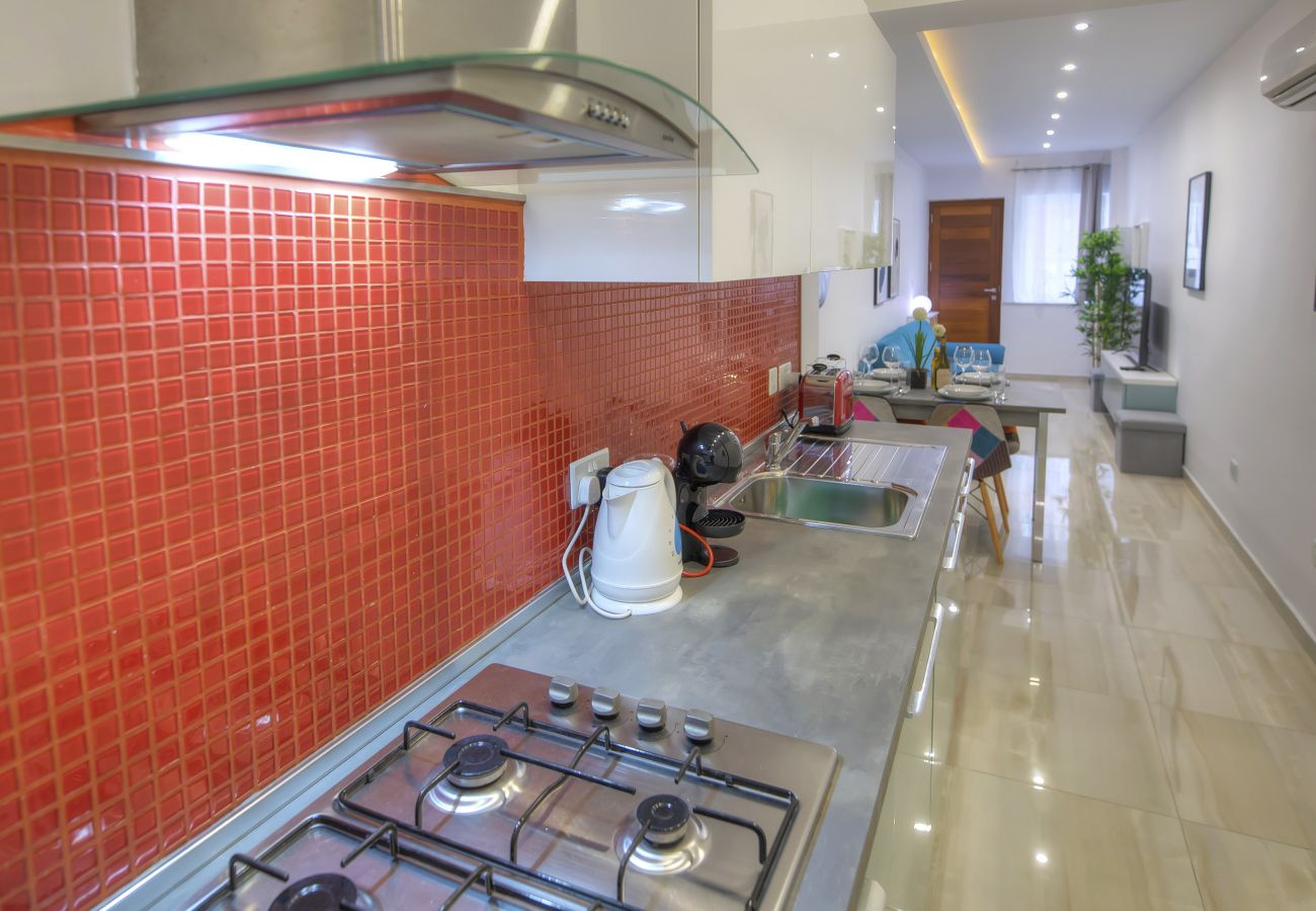 Apartamento en St Julian's - Modern and bright 2bedroom with terrace SARD1-1