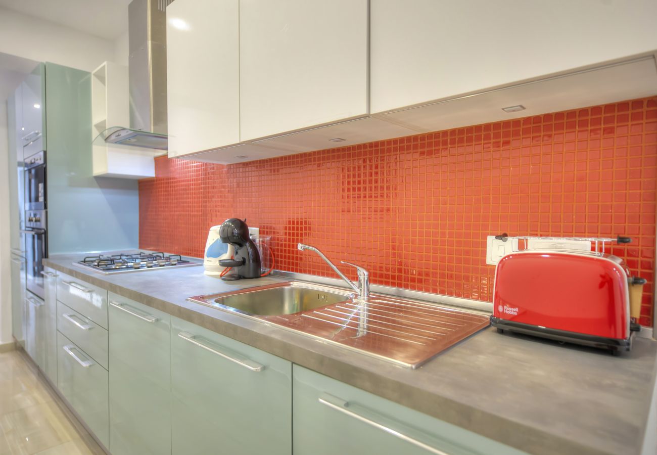 Apartamento en St Julian's - Modern and bright 2bedroom with terrace SARD1-1