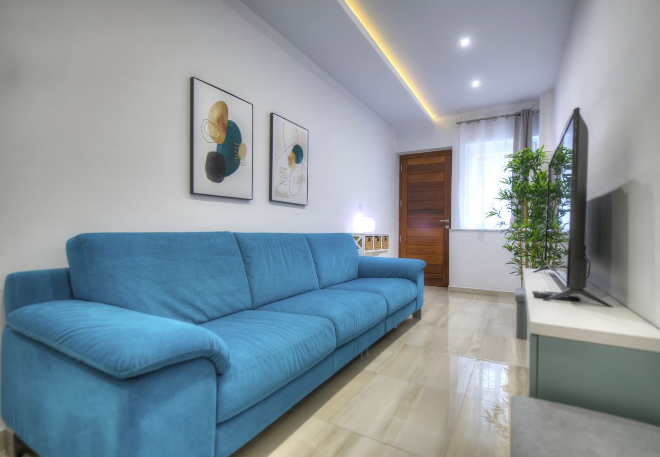 Apartamento en St Julian's - Modern and bright 2bedroom with terrace SARD1-1