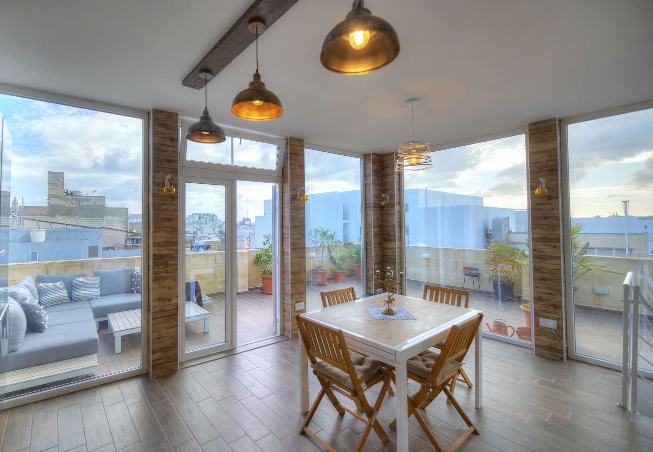 Casa en Sliema - Spectacular spacious house with sun terrace ILJU1-1