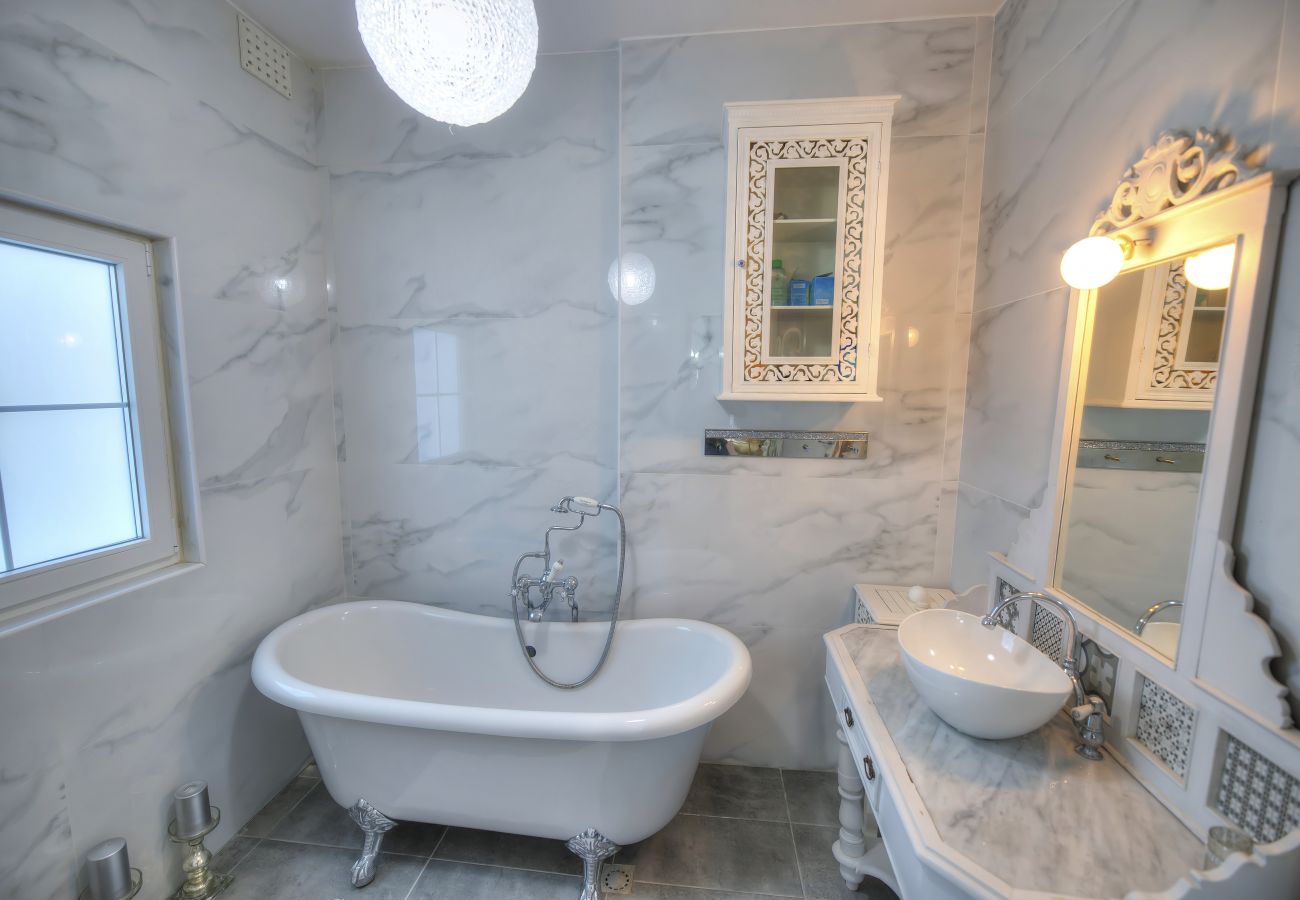 Casa en Sliema - Spectacular spacious house with sun terrace ILJU1-1