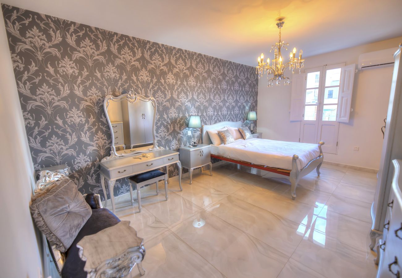Casa en Sliema - Spectacular spacious house with sun terrace ILJU1-1